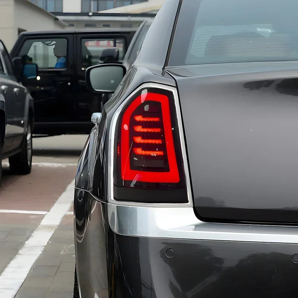 For Chrysler 300c 2011-2014 Auto Rear Back Lamps Upgrade Dynamic Flashing Tail Lamp Tool Accessories LED Car Taillights Assembly