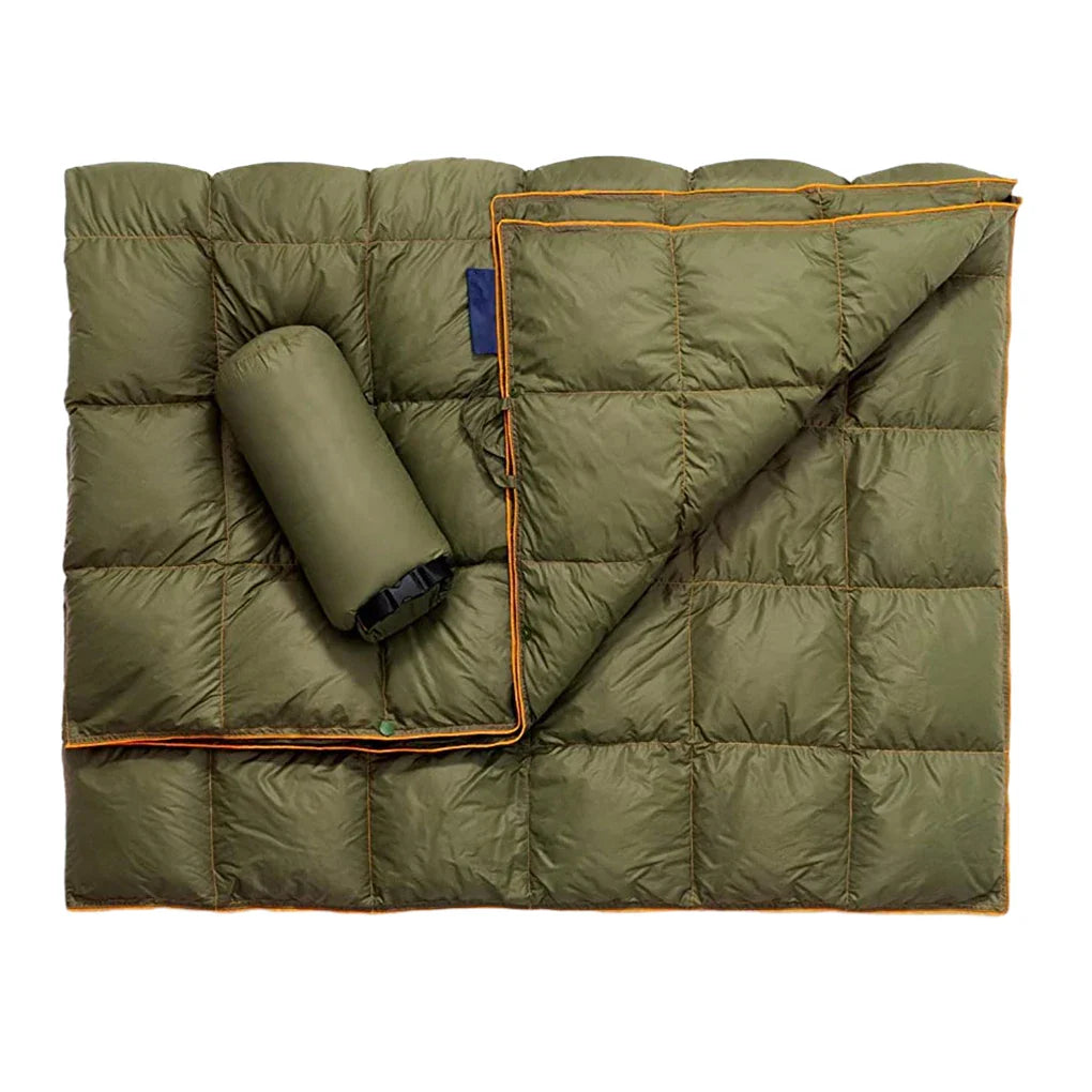 Camping Quilt Portable Camping Accessories Picnic Warm Blanket Travel Sleeping Mattress Travel Mat for Camping Shooting Hunting