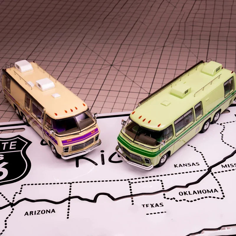 MK Miniatures 1:64 GMC Motorhome HEC Caravan Limited Edition Beijing Exhibition Exclusive Resin Model Long Body RV Collectible