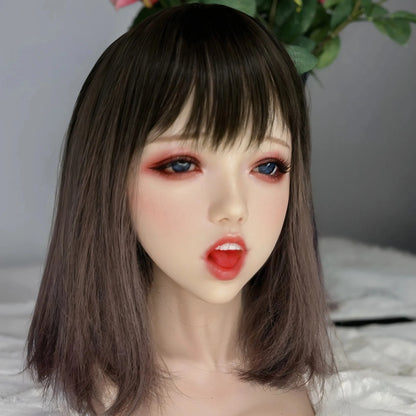 Professional TPE head mold, ideal for beauty training, hair styling and display, with ultra-realistic touch and detailed facial