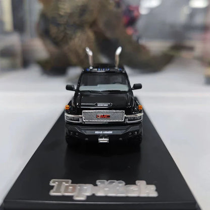 GOC 1:64 GMC Top Kick C4500 - 2025 Beijing Model Exhibition Limited Edition, Iron-Base Alloy Pickup Model, American Giant Truck