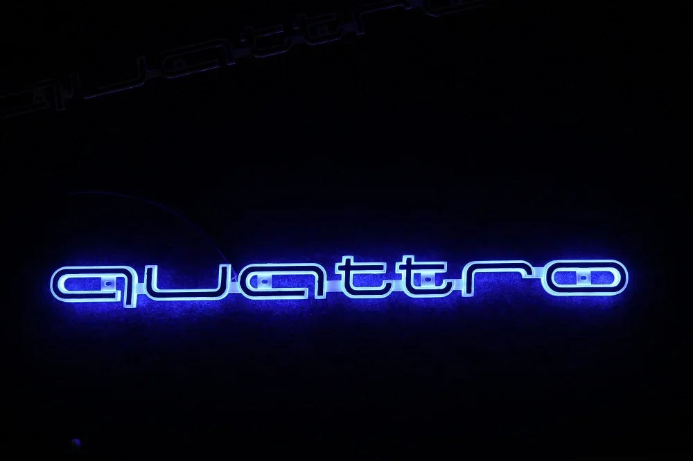 1X Car LED Front Grille Logo Lamp Quattro Logo Light for Audi Quattro A3 A4 A5 A6 A6L A7 A8 Q3 Q5 Q7 S3 S4 S5 RS3 RS4 RS6 Badge