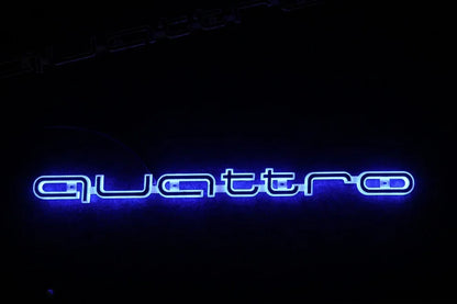 1X Car LED Front Grille Logo Lamp Quattro Logo Light for Audi Quattro A3 A4 A5 A6 A6L A7 A8 Q3 Q5 Q7 S3 S4 S5 RS3 RS4 RS6 Badge