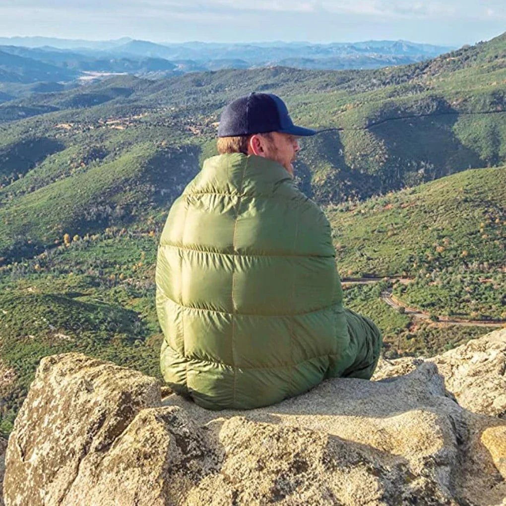 Camping Quilt Portable Camping Accessories Picnic Warm Blanket Travel Sleeping Mattress Travel Mat for Camping Shooting Hunting