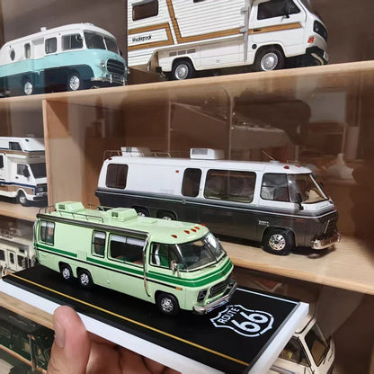 MK Miniatures 1:64 GMC Motorhome HEC Caravan Limited Edition Beijing Exhibition Exclusive Resin Model Long Body RV Collectible
