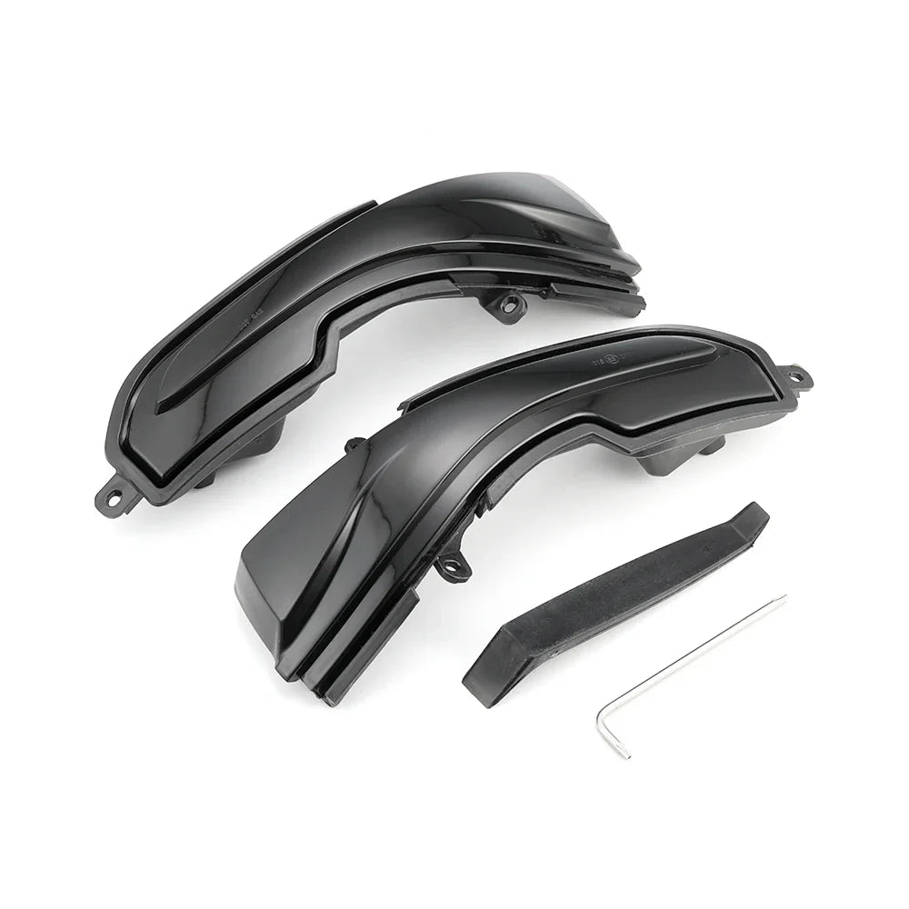 Rearview Mirror Lamp LED Dynamic Indicator Turn Signal Light Blinker For Infiniti Q30 Q50 Q60 Q70 QX50 QX60 QX30 Car Styling