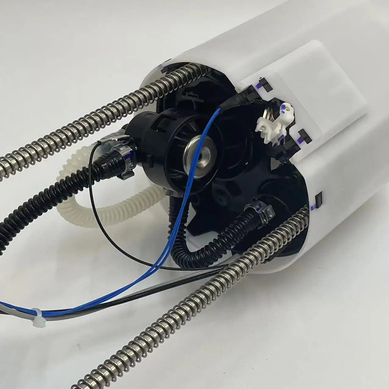 Brand New Fuel Pump Kit 19256389 19257093 SP6619M E4005M for GMC Sierra 1500 YUKON XFE/WT/SLT/SLE/SL 4.8L 5.3L 6.2L 2010-13
